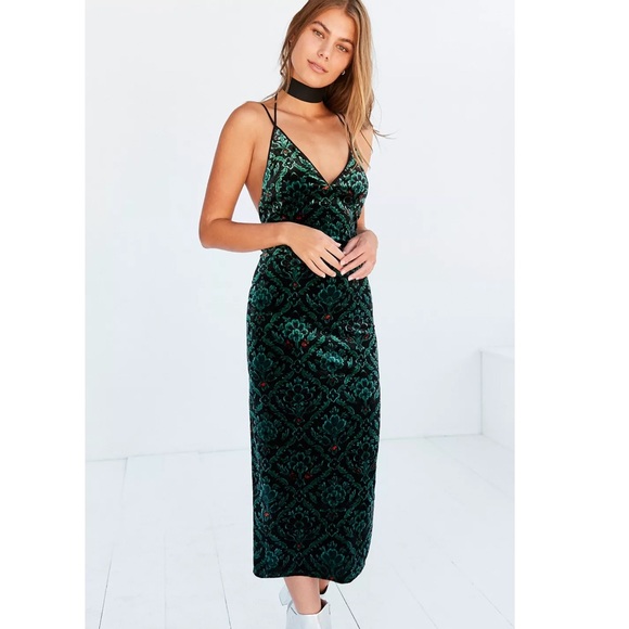 UO ECOTE Ecote Bellatrix Floral Green Velvet Bodycon Midi Dress XS - Picture 3 of 14